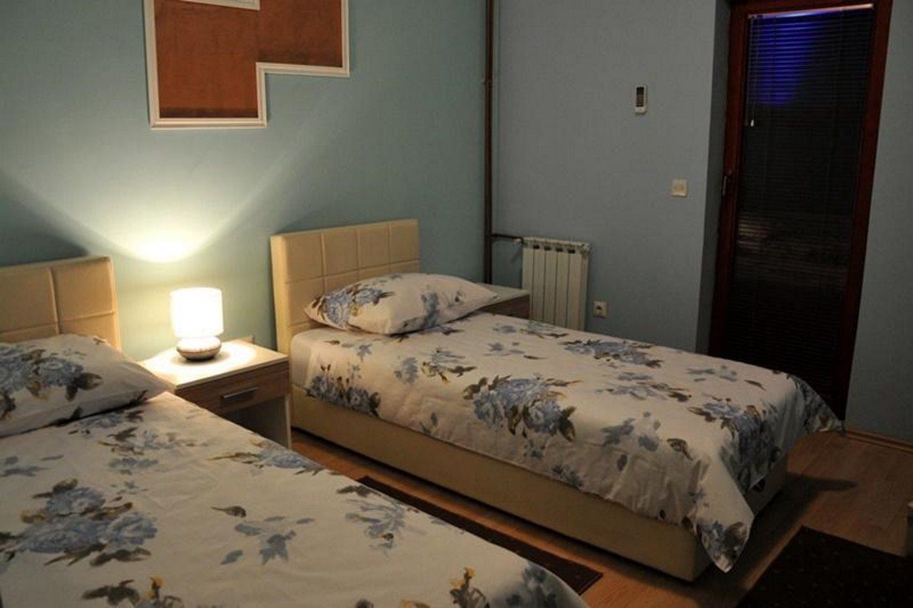 Hotel Arizona Sarajevo Lukavica Exteriér fotografie
