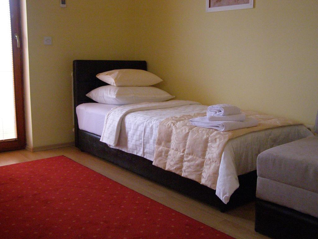Hotel Arizona Sarajevo Lukavica Exteriér fotografie