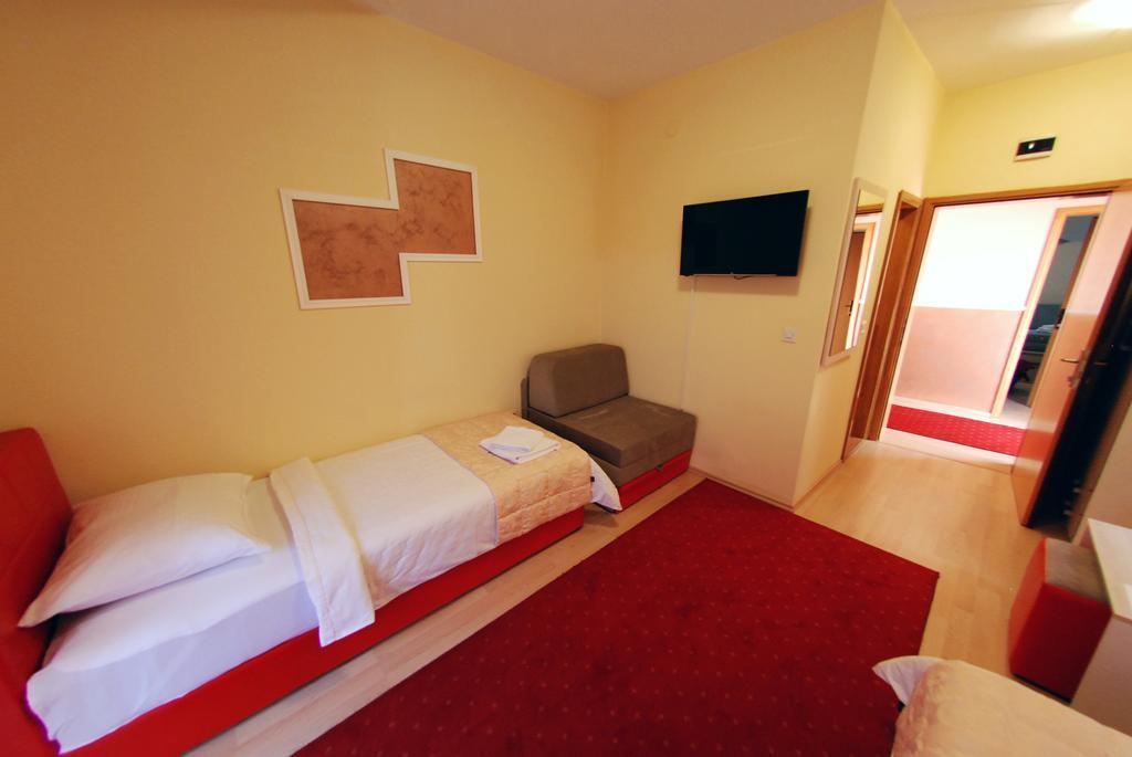 Hotel Arizona Sarajevo Lukavica Exteriér fotografie