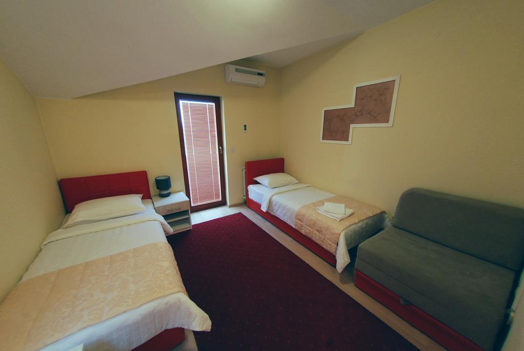 Hotel Arizona Sarajevo Lukavica Exteriér fotografie