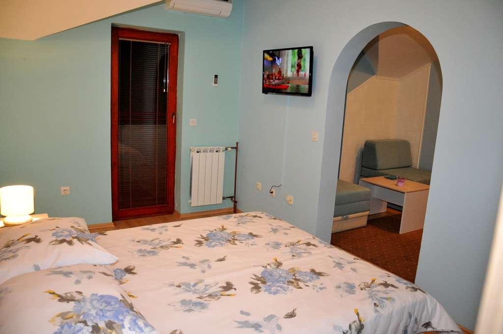 Hotel Arizona Sarajevo Lukavica Pokoj fotografie